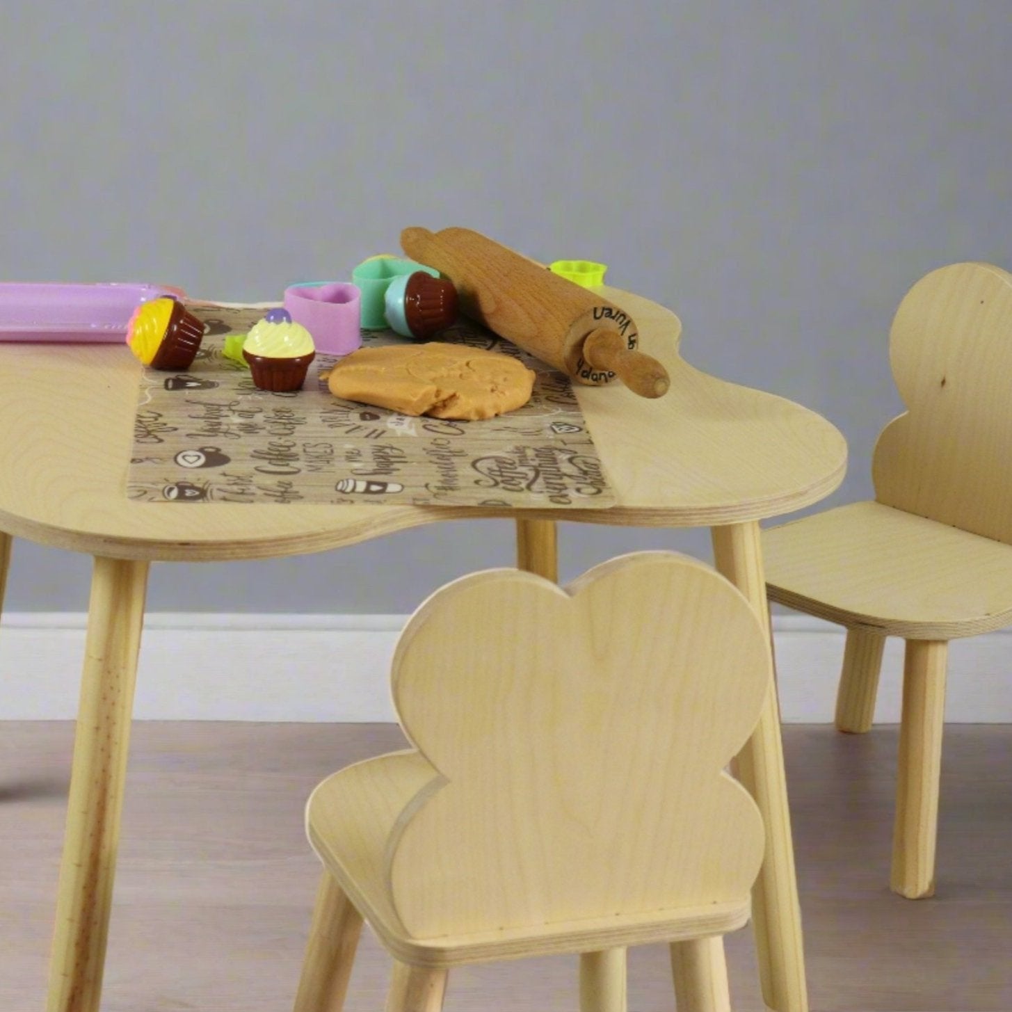 Cloud Table and Chair Set for 1 - 3 year old's - Taimico